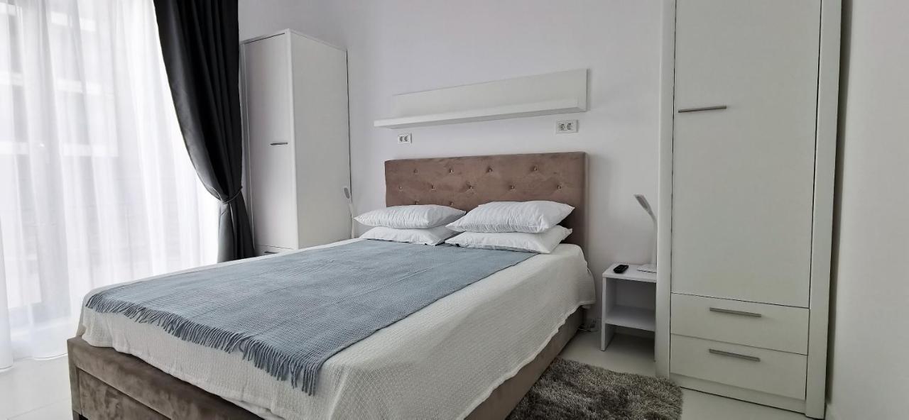 Oxygen Neptun By Boutique C5 Apartment Екстериор снимка